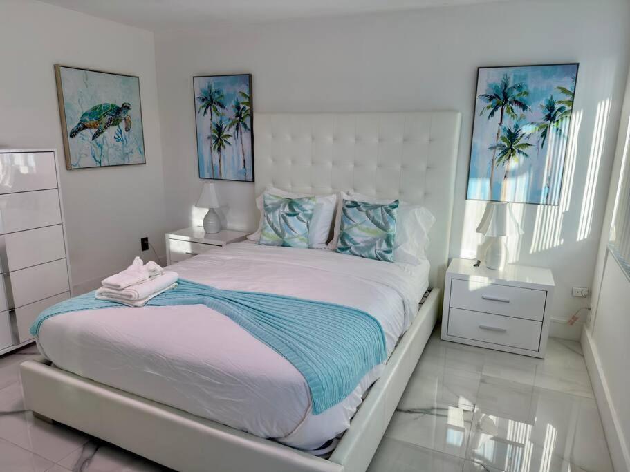 Amazing Home W Heated Pool 8 Mins To The Beach Lighthouse Point Exterior photo