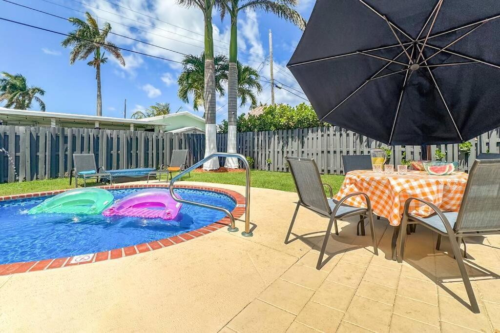 Amazing Home W Heated Pool 8 Mins To The Beach Lighthouse Point Exterior photo